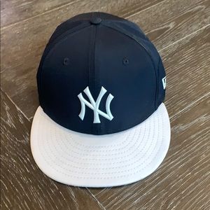 Youth New York Yankees baseball hat
